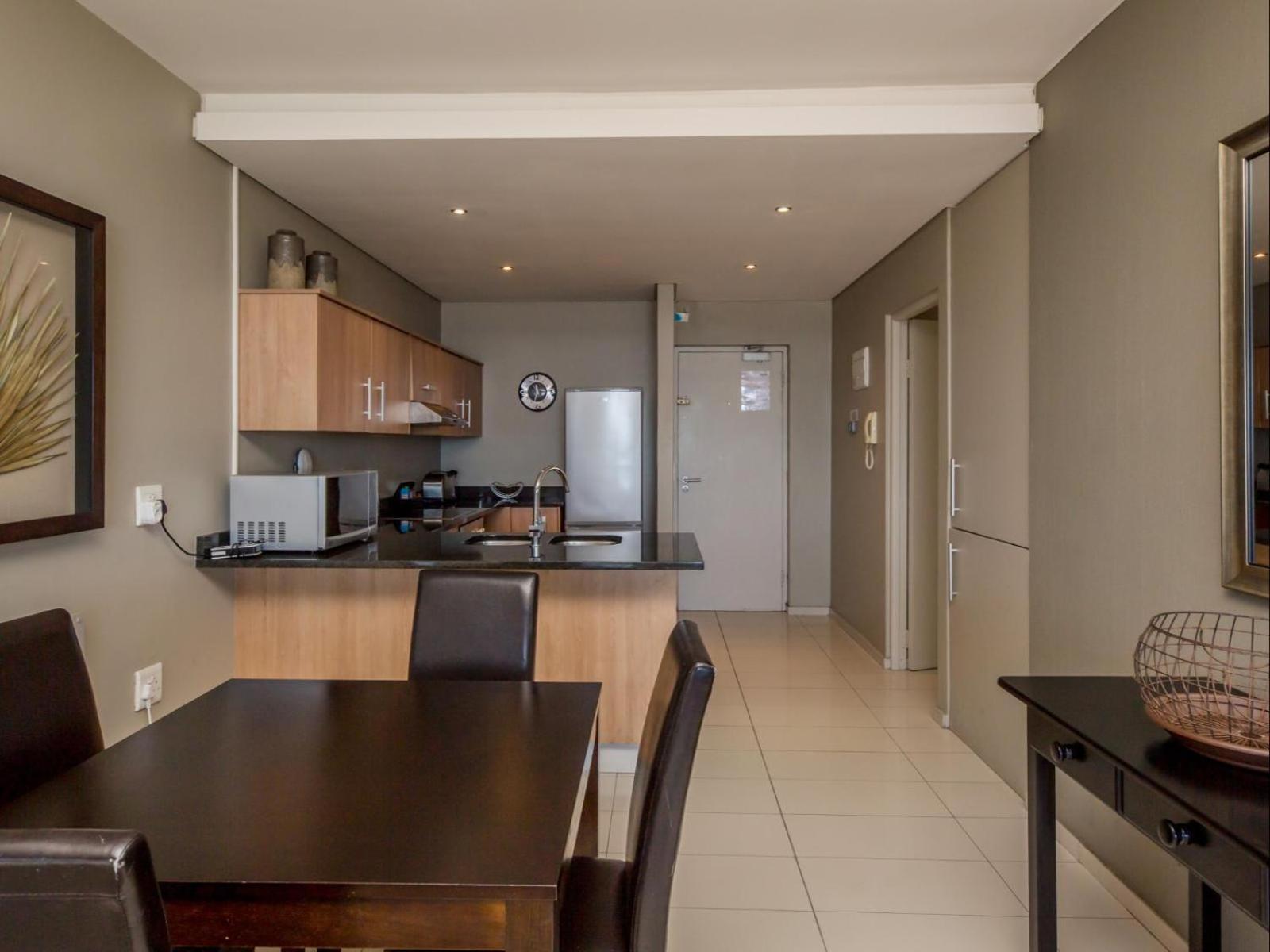 בלוברגסטראנד Infinity Self Catering Apartments מראה חיצוני תמונה