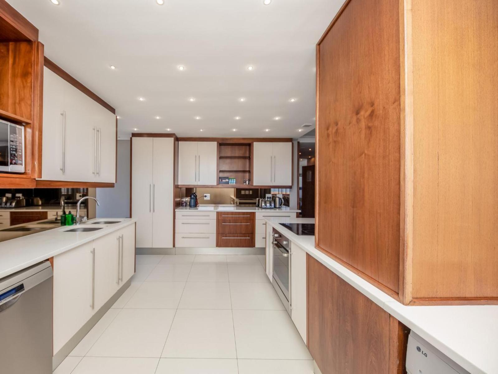 בלוברגסטראנד Infinity Self Catering Apartments חדר תמונה